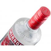 斯米诺红牌伏特加(Smirnoff Red Label)