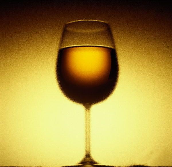 常喝红酒能防晒,葡萄酒,红酒,红葡萄酒,酒圈网