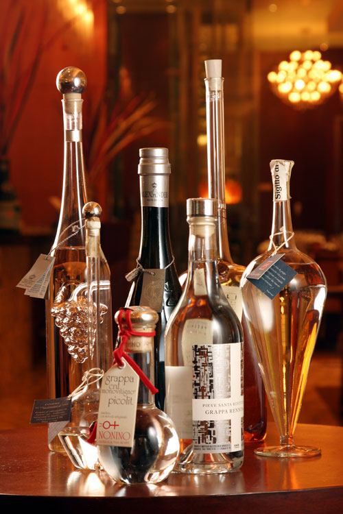 诺妮安堤卡特酿果渣白兰地 (nonino antica cuvée invecchiata in